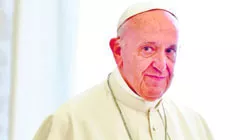 El papa envía mensaje contundente a la Curia.