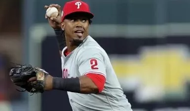 Jean Segura es veterano y  no tendrá inconvenientes en 3B.