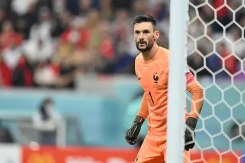 Hugo-Lloris-se-convierte-en-el-portero-con-mas-partidos-en-un-Mundial