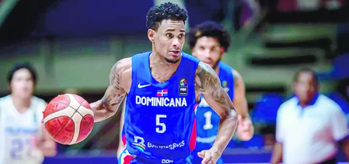 Víctor Liz  ha sido parte fundamental de la selección nacional de baloncesto de mayores.