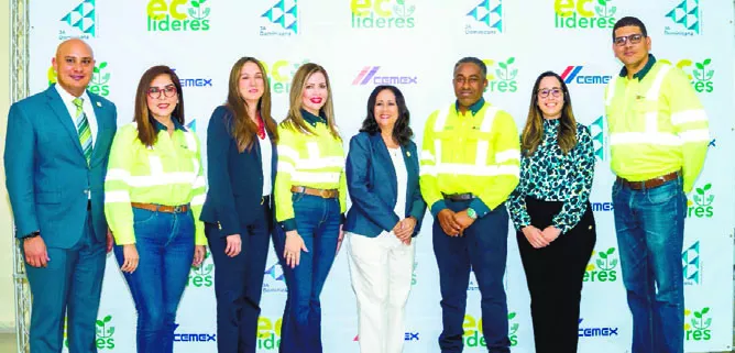 César Asiático, Ana María Martínez, Consuelo Linares, Karina Cruz, Alina Matos, Carlos Alberto Dijol, Andrea Taveras y Miguel Ángel Justo.