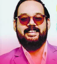 Manerra se estrenó con el tema ‘Bachata colonial’.