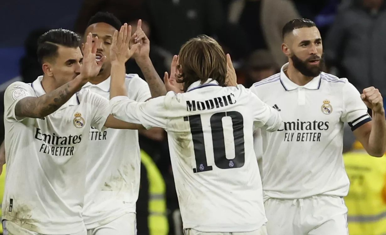 Los jugadores del Real Madrid celebran el segundo gol del equipo madridista.