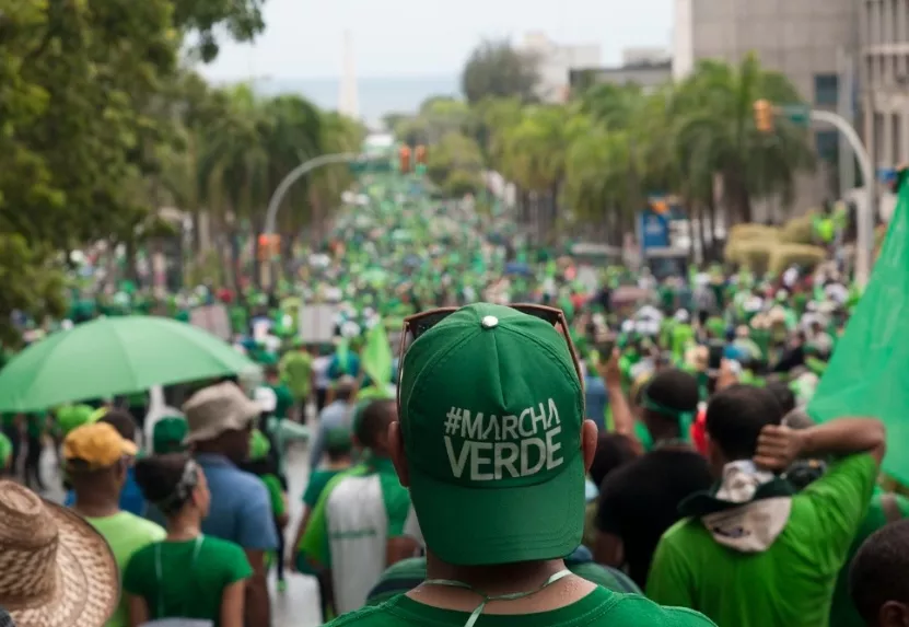 Personas mientras  se desplazaban en las calles en la Marcha Verde. archivo