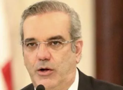 Abinader llamó a trabajar juntos para cumplir  el plan.