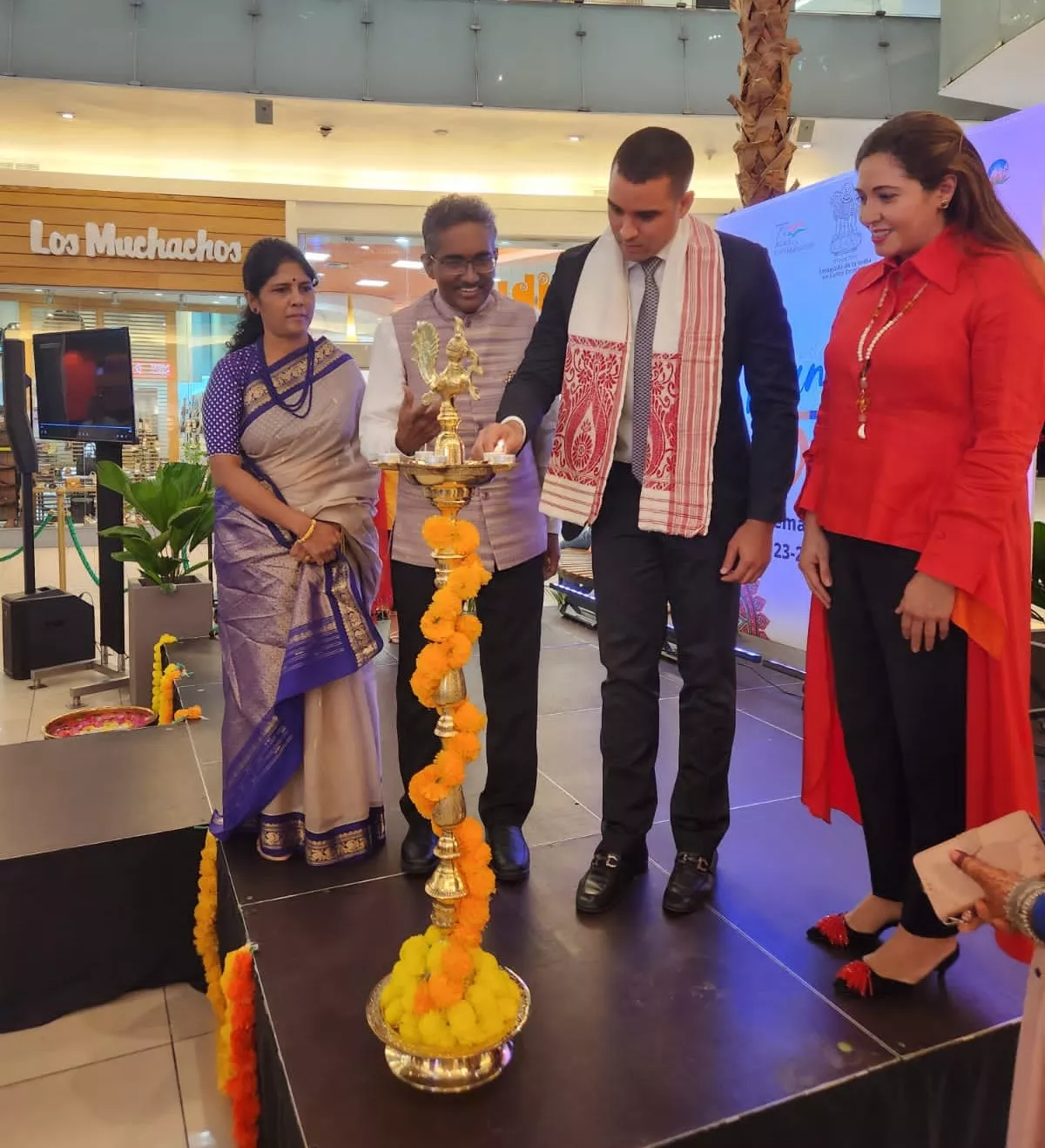 Foto apertura India (1)