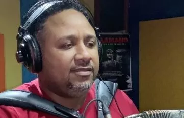 El merengue es interpretado por Raúl Román .