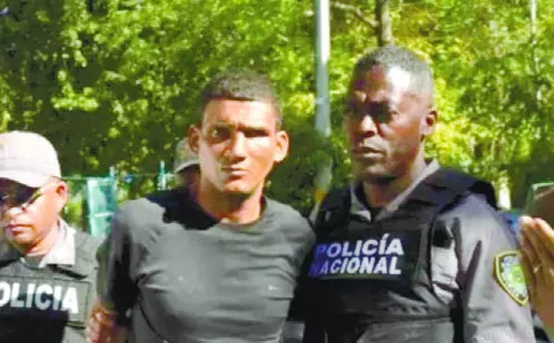 Limpiavidrios  José de Carmen Núñez (Cuatro dedos).