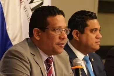 Kelvin Cruz y Carlos Pimentel.