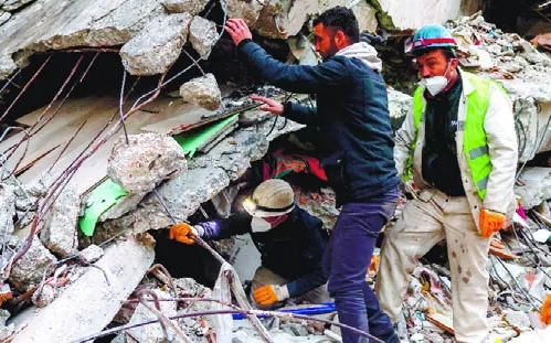 En Turquía, con el sismo,  resultaron dañados  47 mil  edificios.