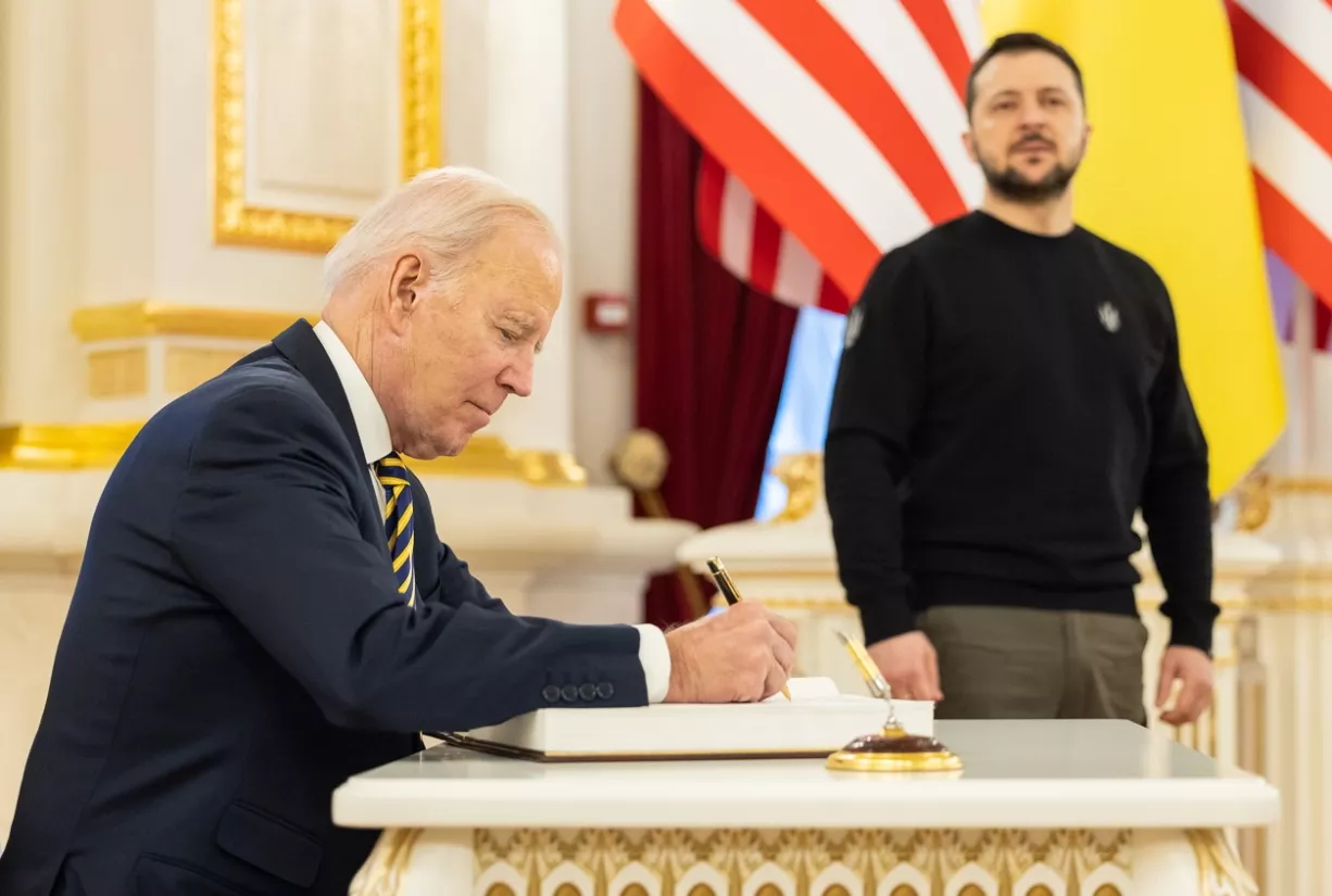 US President Biden meets Ukraine’s President Zelensky in Kyiv
