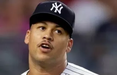 Frankie Montás no ha podido aportar a los Yanquis.  AP