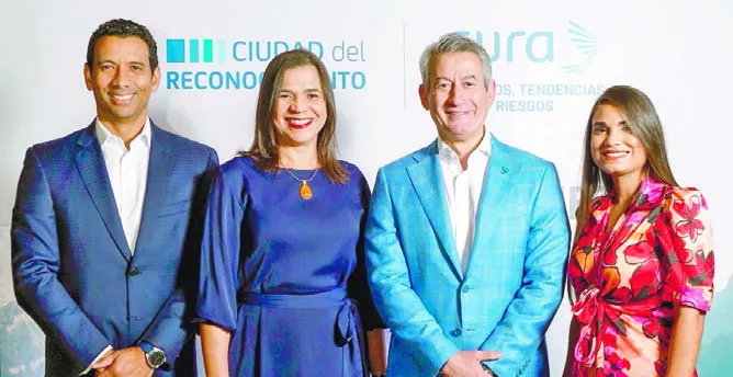Gabriel Mancebo, Gina Jiménez, James García y Marisol Quezada.