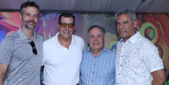 Manuel Jiménez, Domingo Bermúdez, Osvaldo Oller y Pablo Portes.,p01