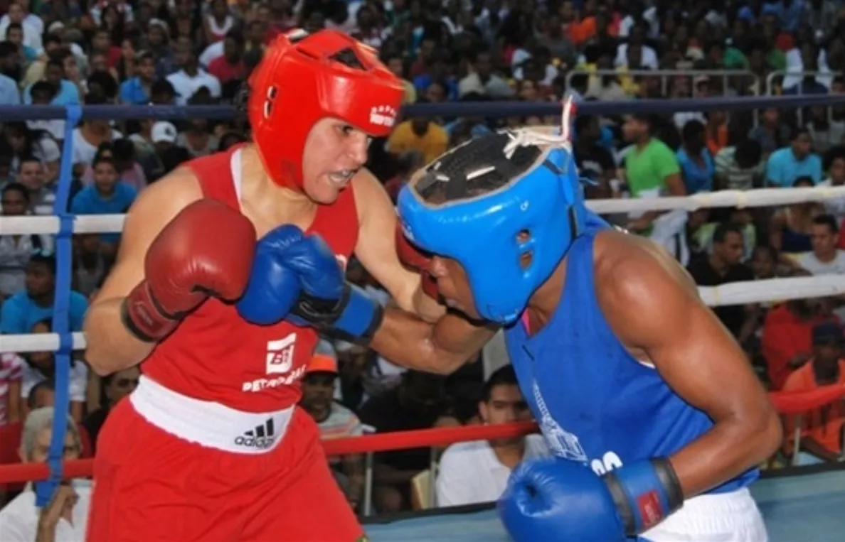 Acción de  uno de las peleas del año pasado del torneo que se celebra cada año en Santiago.
