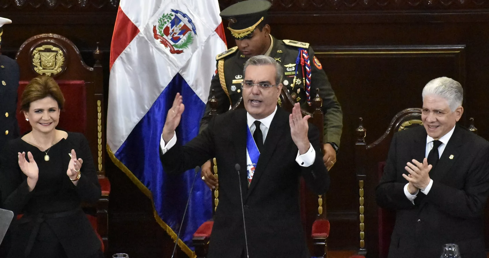 El mandatario pidió unir criterios en torno a Haití y sus crisis.  JOSÉ DE LEÓN