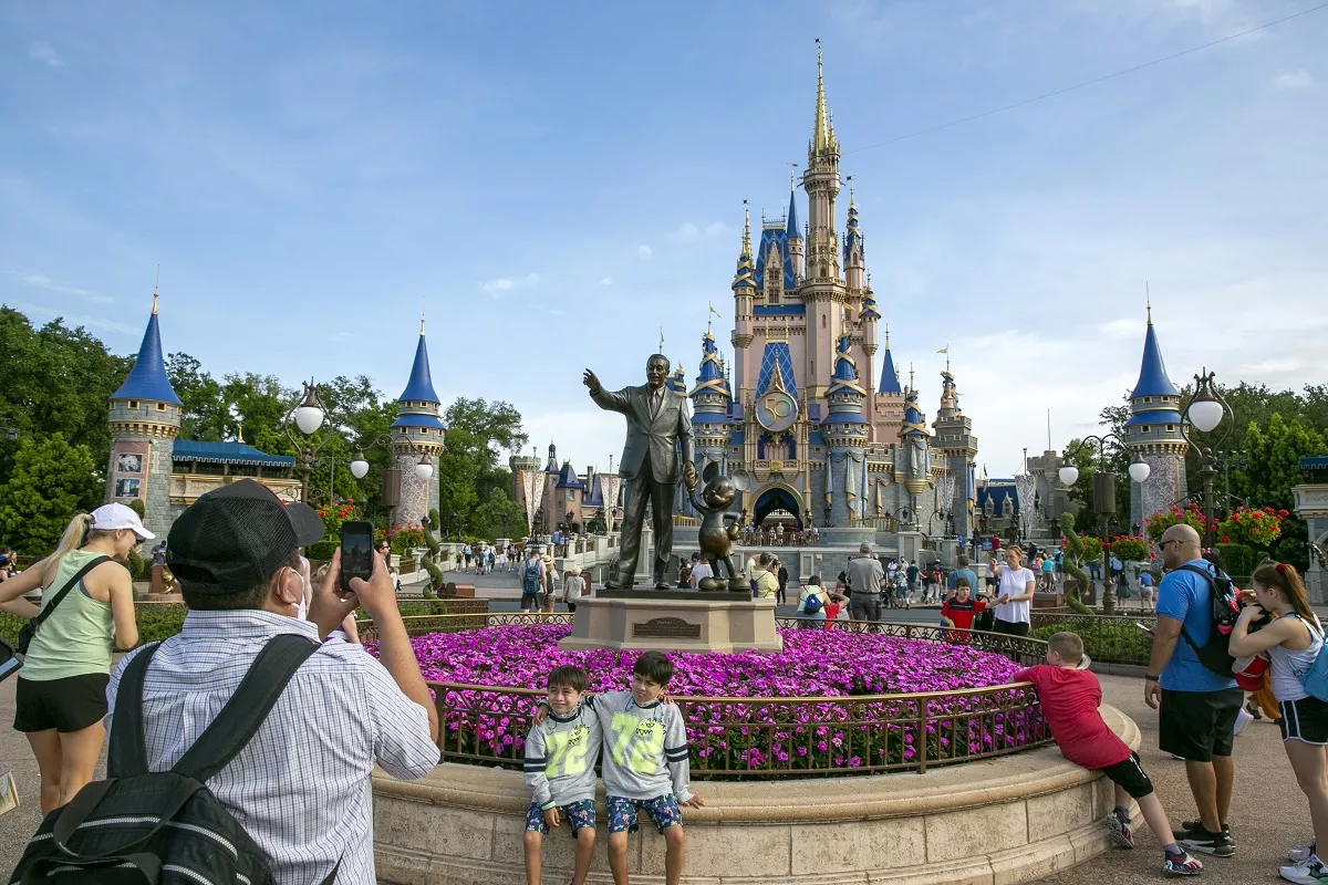 DISNEY CONTRATO SINDICAL