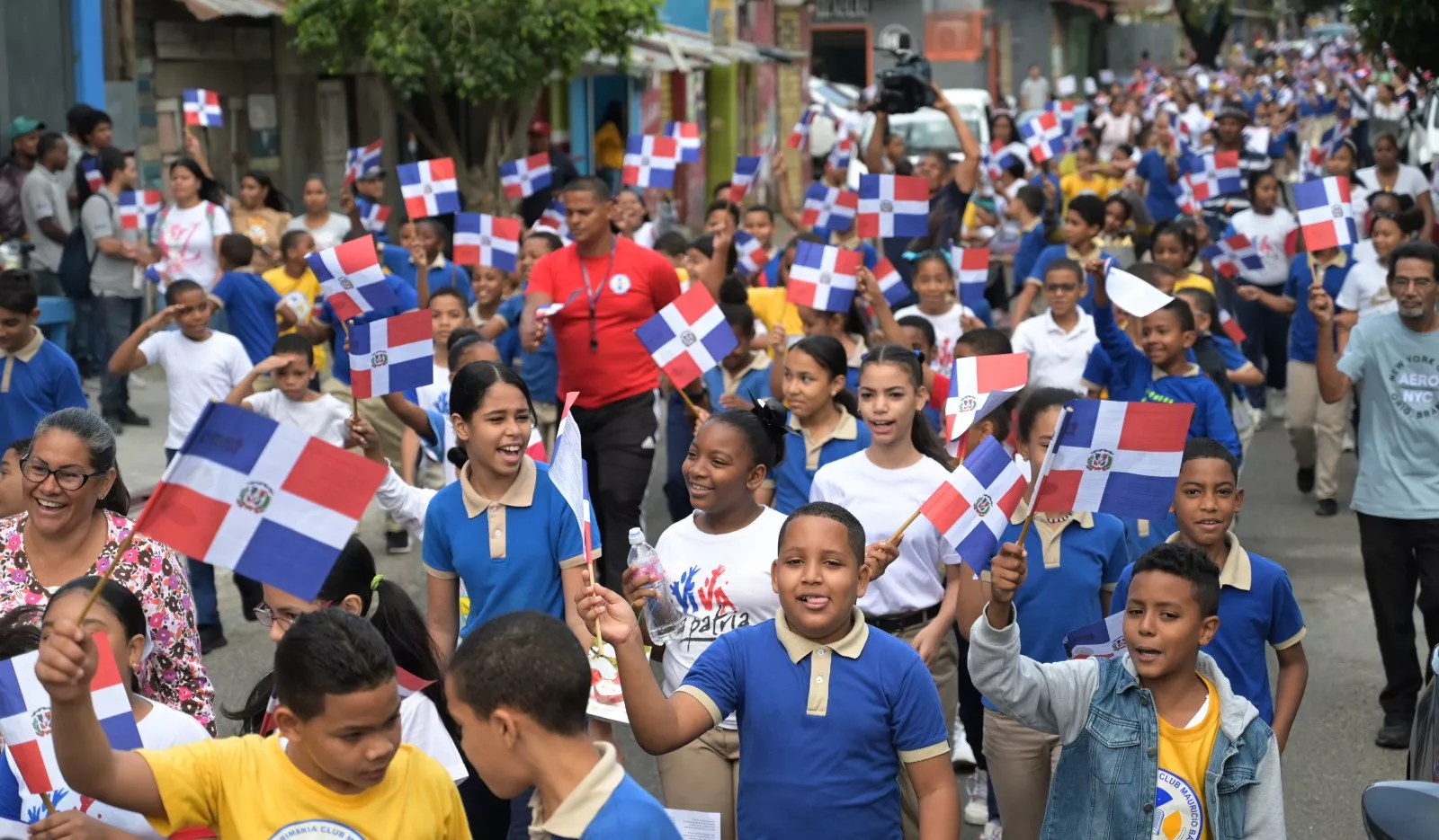 Mauricio Báez-niños-Independencia