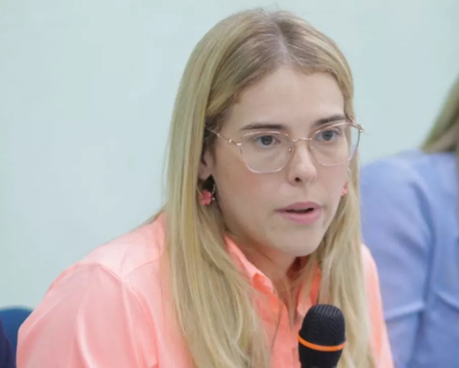Carmen Ligia Barceló, aspirante  candidata.