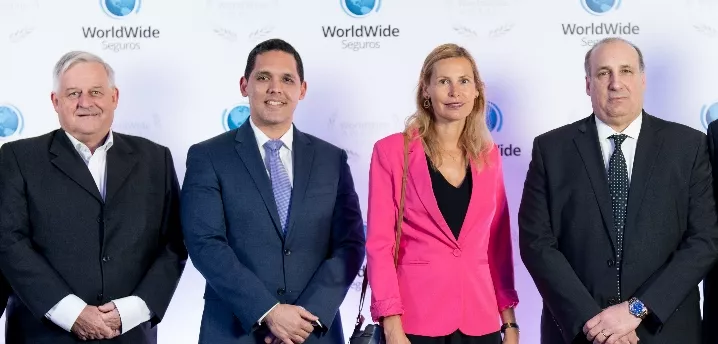 Fredy Schoepflin, Fernando Joa, Maike Friedrichsen y Zanoni Selig.