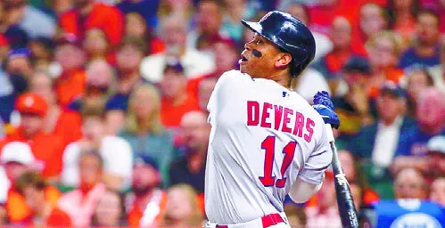 Raimel Devers  ligó un indiscutible ayer para  Medias Rojas. ap