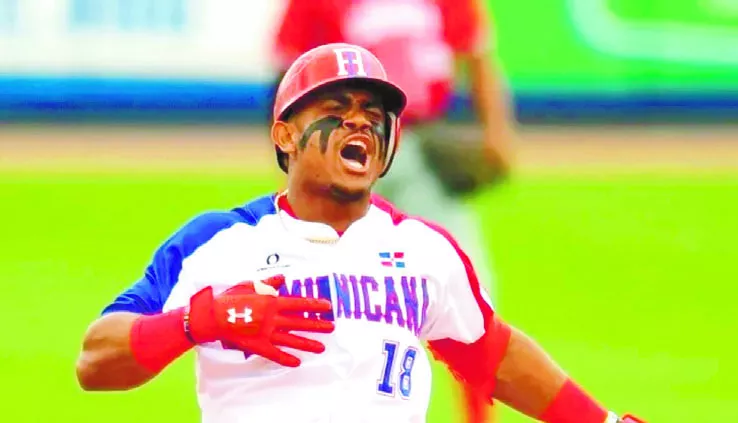 Julio Rodríguez asegua que está orgulloso de vestir el uniforme dominicano en el Clásico.  Ap