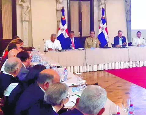 La próxima reunión   fue fijada para la próxima semana.