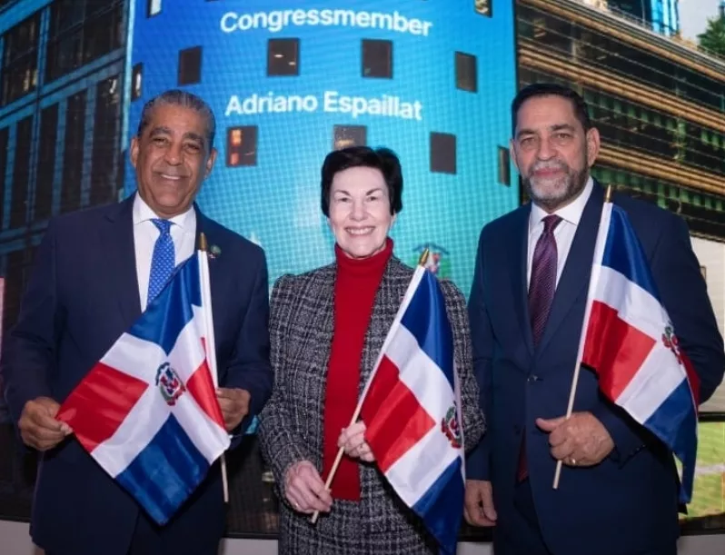 Adriano Espaillat, Sonia Guzmán y Eligio Jáquez.