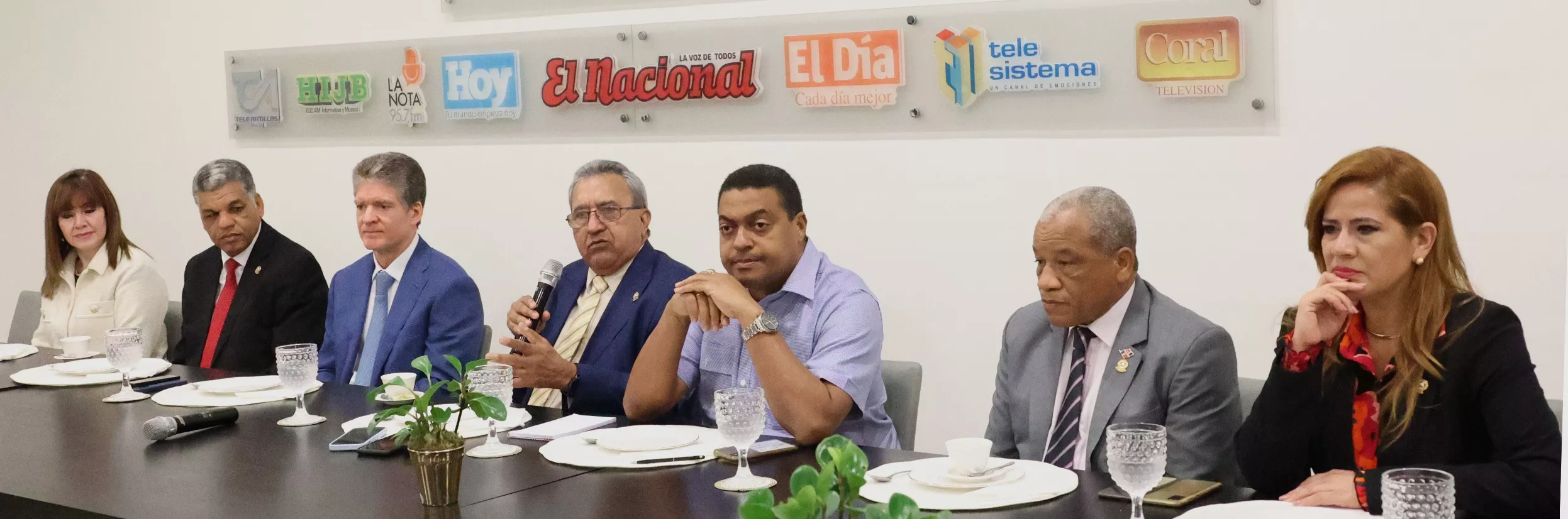 Presidente del Parlacen, Amado Cerrud Acevedo,  aseguró que los miembros de ese órgano no están exentos de los procesos de investigación de la justicia de sus respectivos países.  josé de león