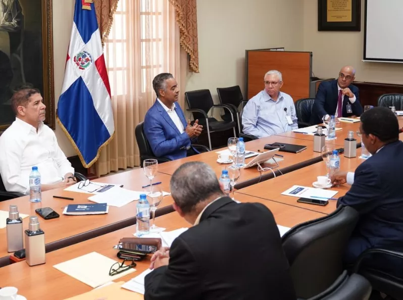 El Conassan se reunió ayer en el Palacio Nacional.