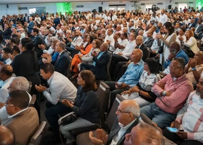 El máximo organismo de ese partido se reunió ayer.