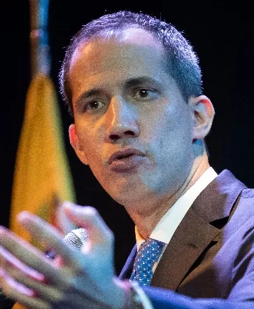 Juan Guaidó reincide y burla la prohibición del Supremo de salir de Venezuela