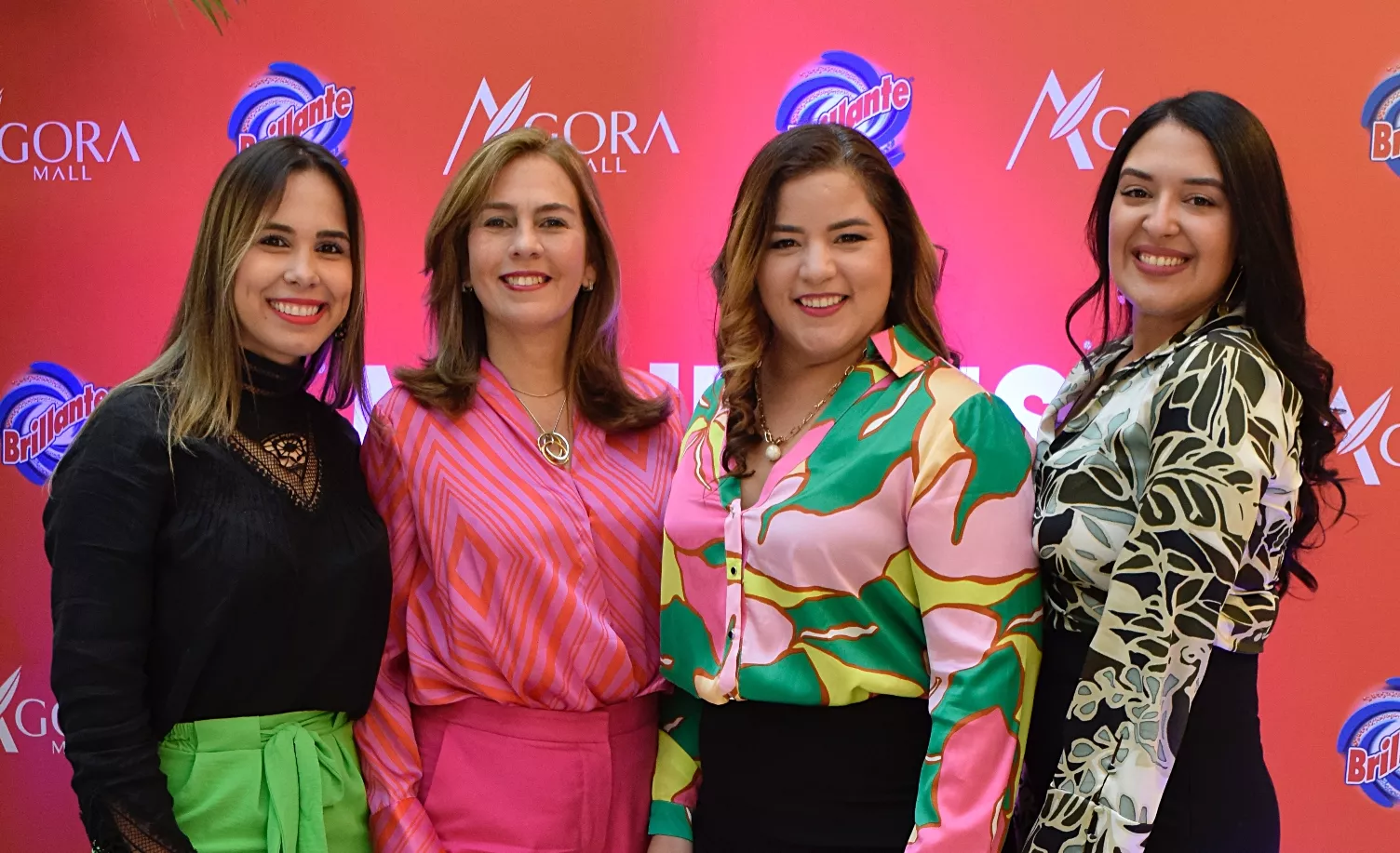 Mayelinne Lluberes, Maritza López, Dary Bernardino y Paula Domínguez.