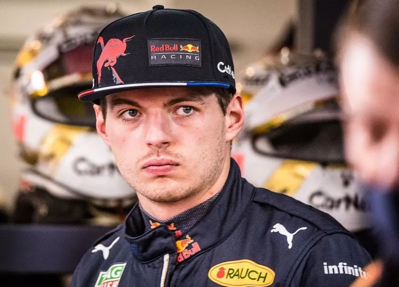 El piloto Max Verstappen, lidera el campeonato de la F1.