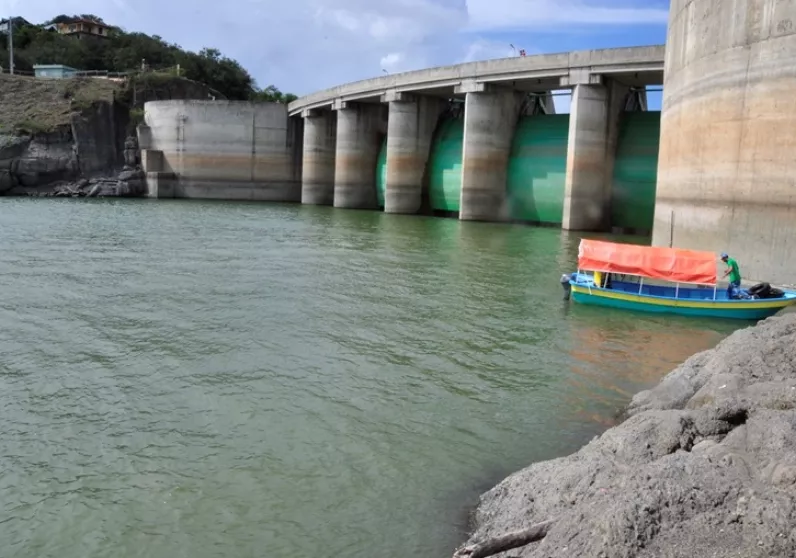 Los niveles de agua de las presas continúan disminuyendo.