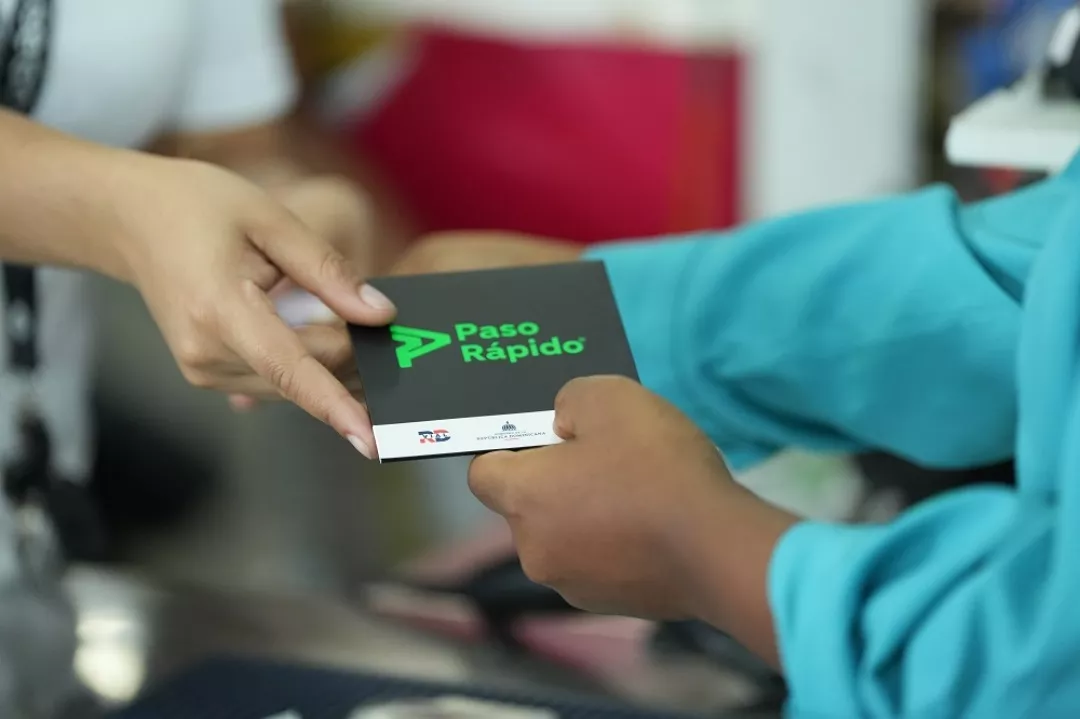 Conductores instalan dispositivos de Paso Rápido