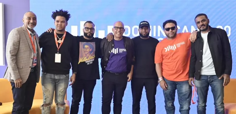 Varios de los expertos  que estuvieron en el evento.