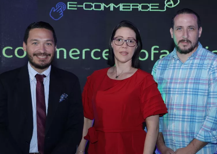 Daniel Zamudio, Lady Guzmán y Marcos Cardenas.