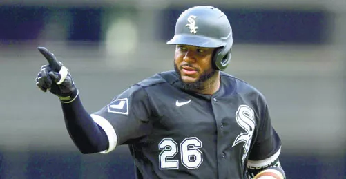 Hanser Alberto brilló  con el madero para Medias Blancas. ap