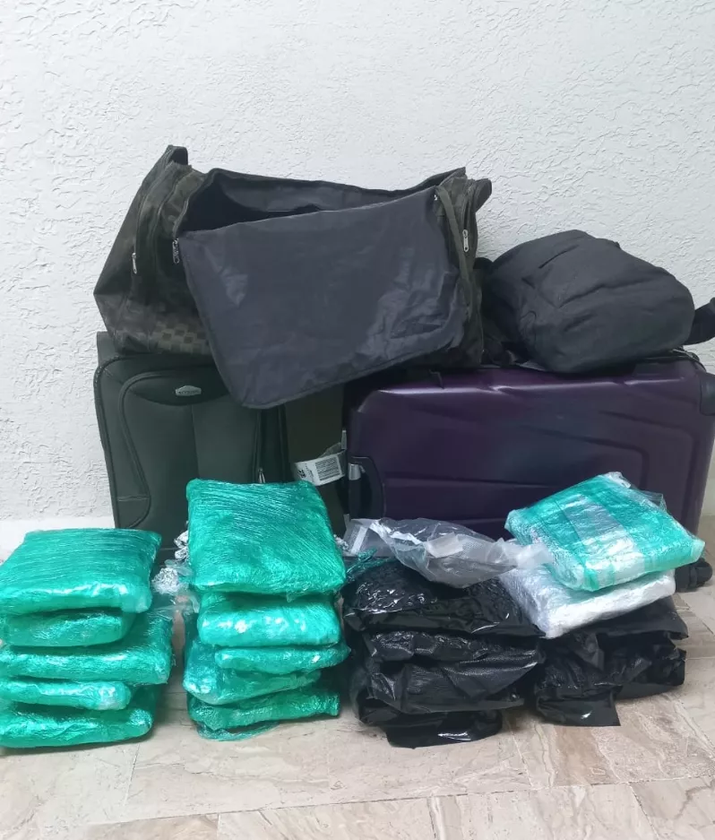 Al detenido se le conocerá medida de coerción.