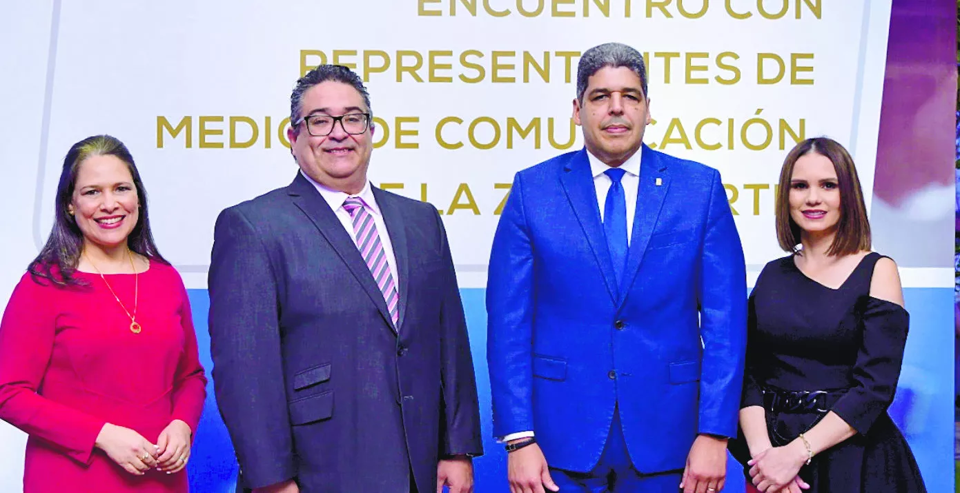 Yara Hernández, Benjamín Morales, José Luis Ventura y Ridalbi Matero.