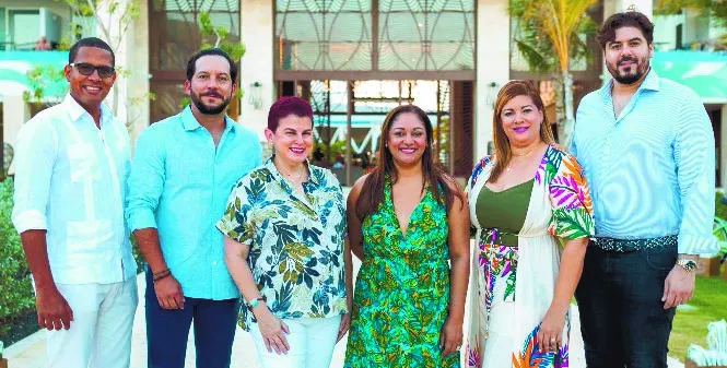 Stanley Mayi, Alejandro Pérez Alegüe, Marylin Cairo, Patricia Álvarez, Jennifer Castro y  Rafael Feliz Jr.