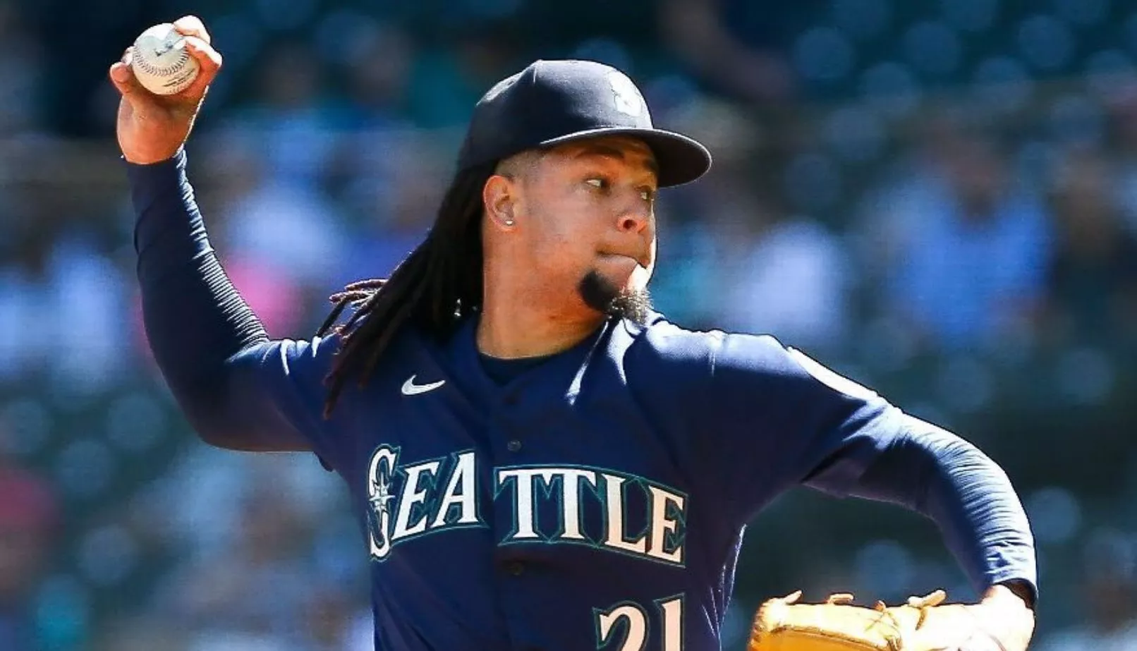 El lanzador dominicanos, Luis Castillo,  es de los hombres claves en la rotación abridora de los Marineros de Seattle.
