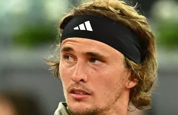 Alexander Zverev sigue su paso arrollador en Roma.