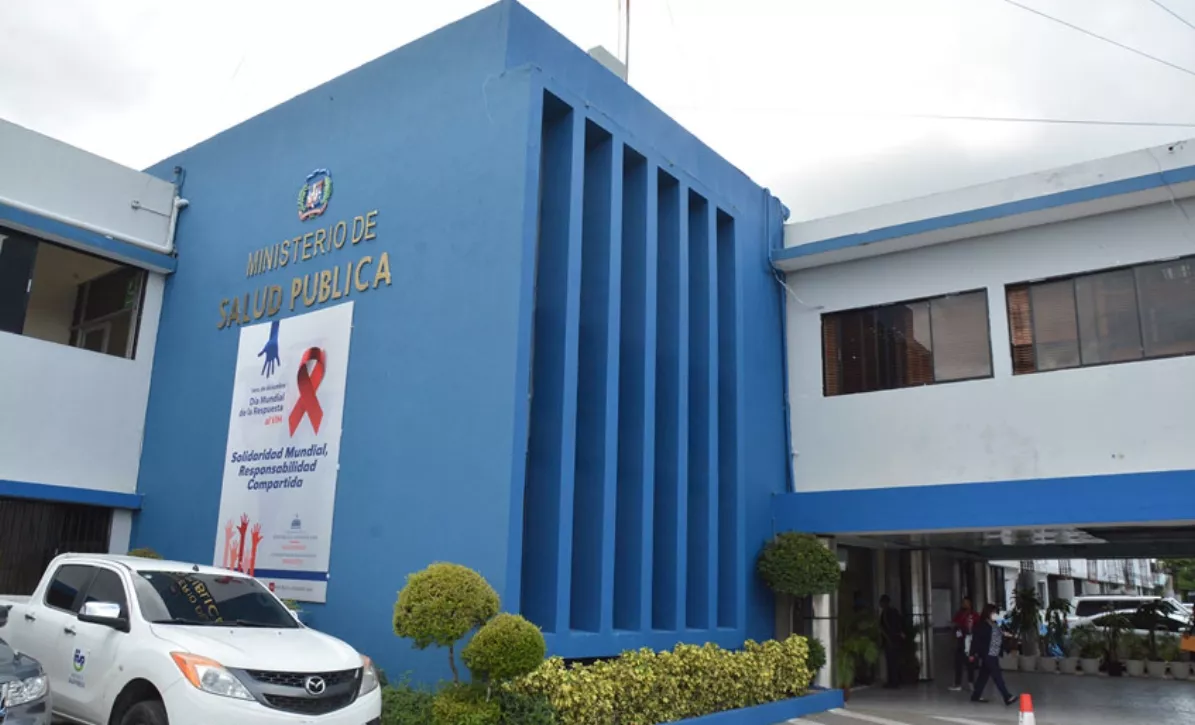 El Ministerio de Salud Pública informó del cierre de establecimientos clandestinos.