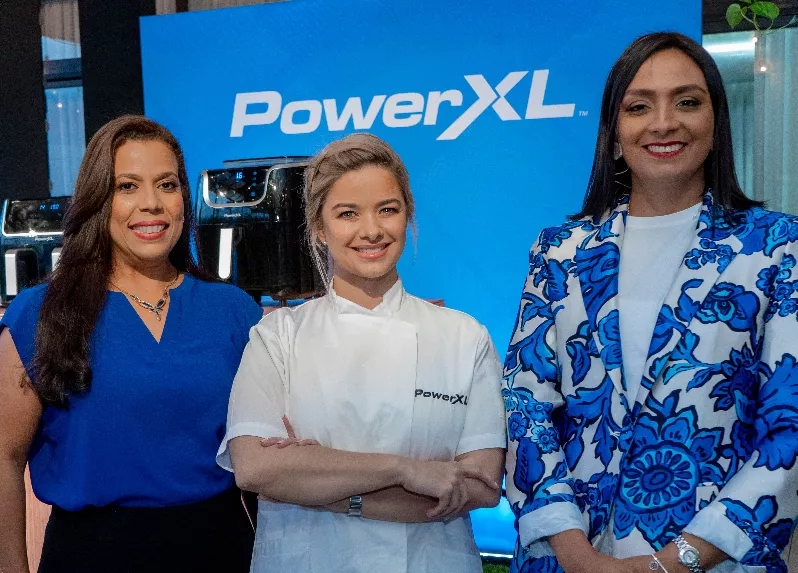 Ivonne Cuesta, Catherine Lemoine y Saskia Román.