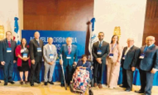 Miembros de la Asociación Dominicana de Rehabilitación durante su asamblea.