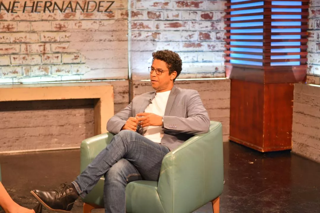 Hector Anibal en siendo honesto