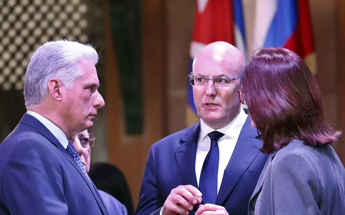 Cuba y Rusia sellan su acercamiento comercial y financiero tras cierre de foro en La Habana