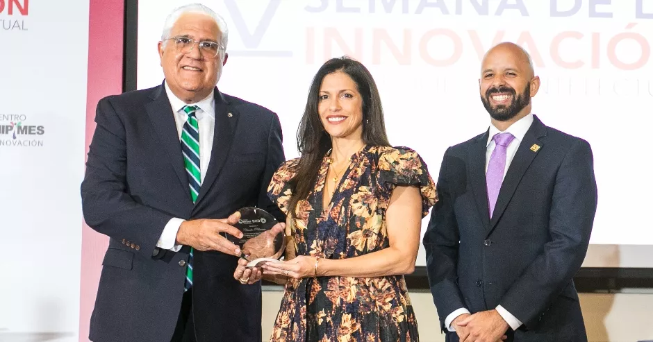 Luis Lembert, Claudia Pellerano y   Juan Faxas.